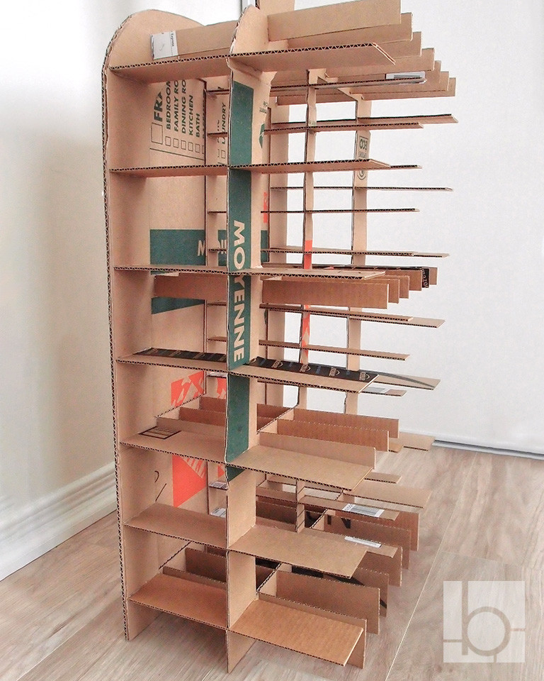 Cardboard bookcase DIY. Kids furniture out of cardboard | Reuse and Play