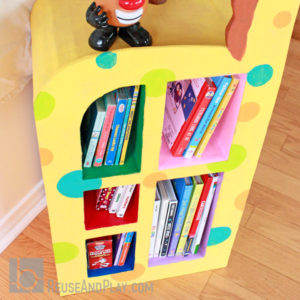 Animal bookshelf with books organized by size