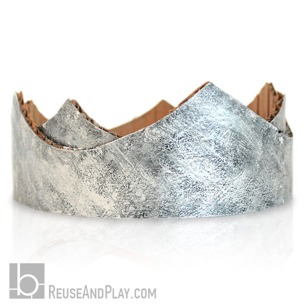 Fitted cardboard crown painted in weathered steel style